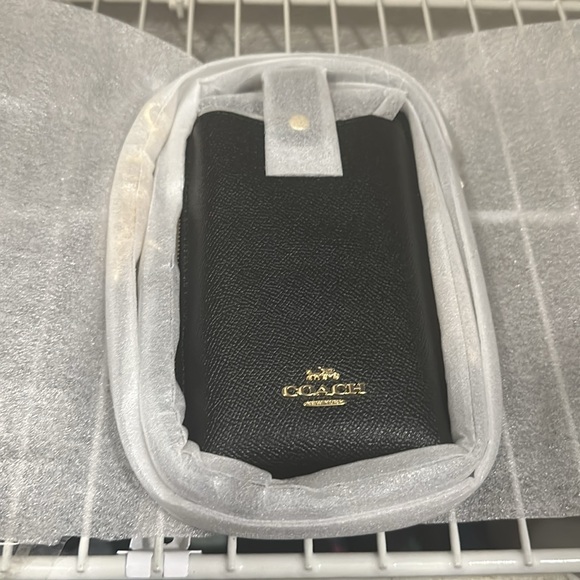 Coach Black leather phone Crossbody, New in Package - Picture 2 of 7